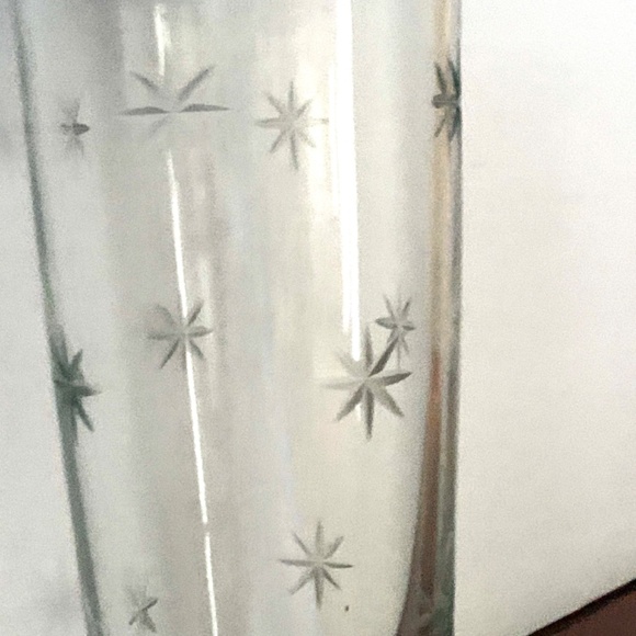 Cocktail Shaker Mid-Century Modern Etched Atomic Starburst - Picture 4 of 9